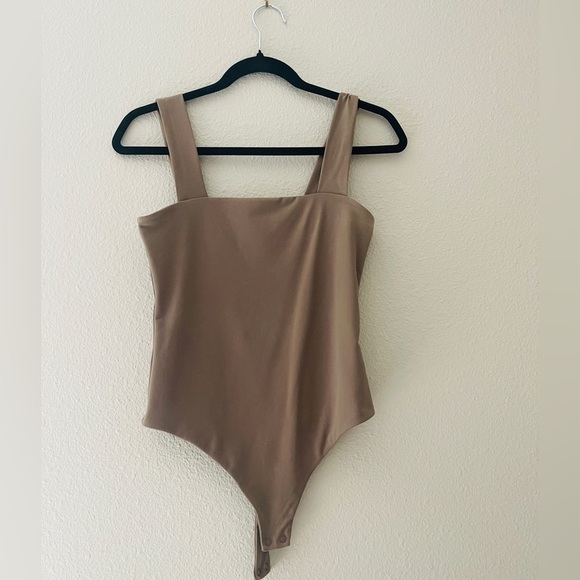 Nuuds Square Neck Tank Bodysuit - Picture 4 of 5